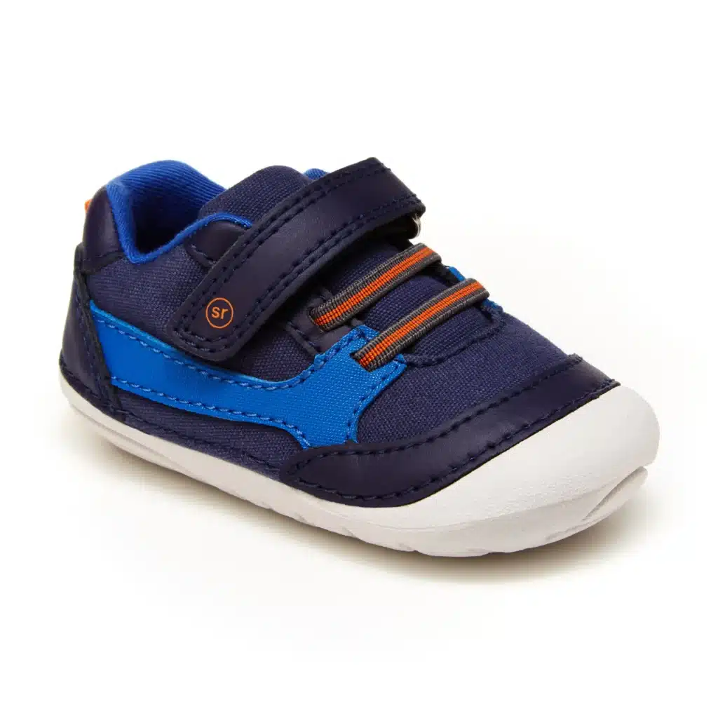 Stride Rite Soft Motion Sneaker 